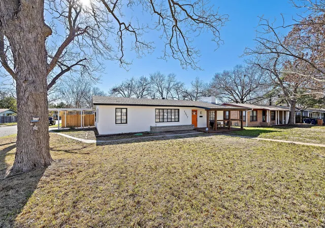 Photo 2 of Single family home for sale at 1317 Cloverleaf Dr, Austin, TX 78723 | MLS# 8218237 | Listing updated on 2026-09-06