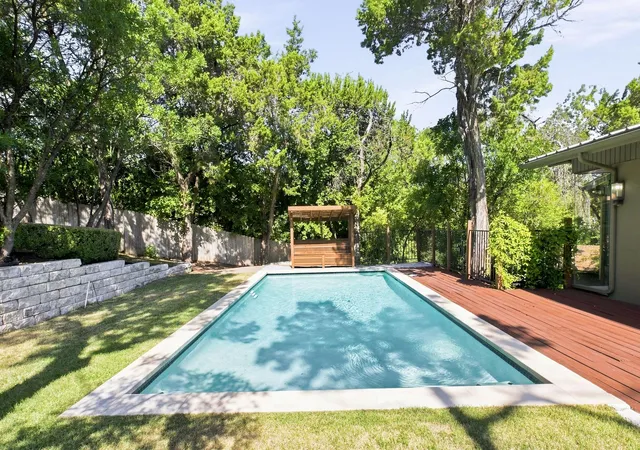 Photo 3 of Single family home for sale at 515 Yaupon Valley Rd, West Lake Hills, TX 78746 | MLS# 9691673 | Listing updated on 2026-09-17