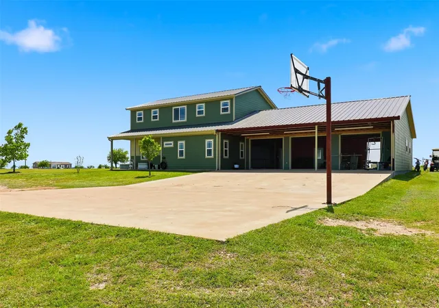 Photo 4 of Single family home for sale at 10751 County Rd 210, Bertram, TX 78605 | MLS# 8913582 | Listing updated on 2026-09-06