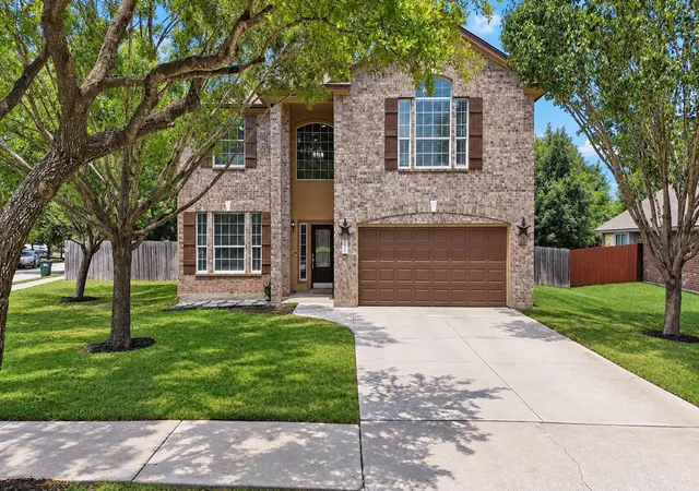 Photo 2 of Single family home for sale at 201 Middle Crk, Buda, TX 78610 | MLS# 5640678 | Listing updated on 2026-09-13