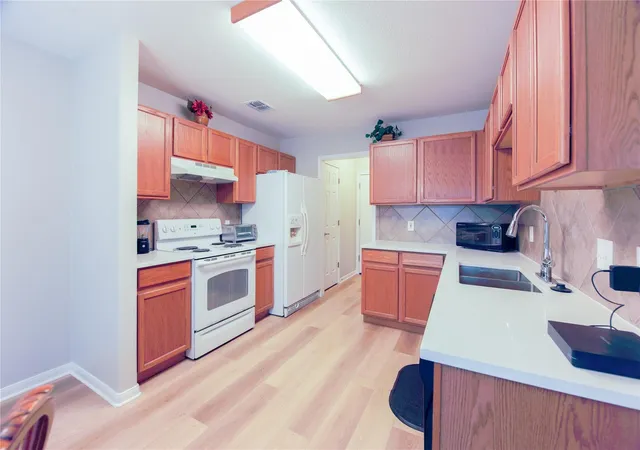 Photo 4 of Single family home for sale at 7011 Thannas Way, Austin, TX 78744 | MLS# 3527503 | Listing updated on 2026-09-27