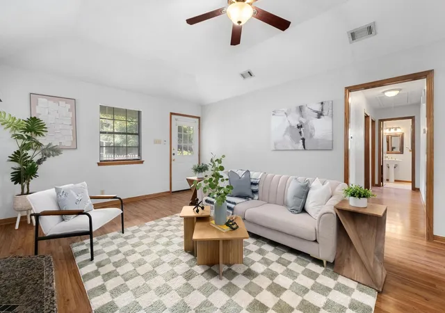 Photo 3 of Single family home for sale at 5108 Ave H, Austin, TX 78751 | MLS# 6356093 | Listing updated on 2026-09-13