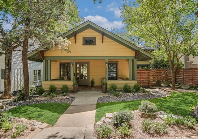 Photo 1 of Single family home for sale at 617 Oakland Ave, Austin, TX 78703 | MLS# 8554964 | Listing updated on 2026-10-08