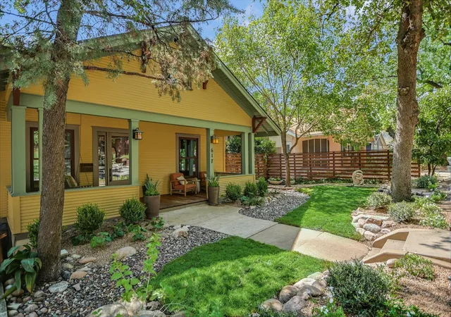 Photo 4 of Single family home for sale at 617 Oakland Ave, Austin, TX 78703 | MLS# 8554964 | Listing updated on 2026-10-08