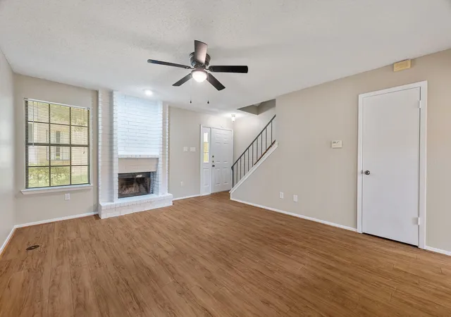Photo 3 of Condo for sale at 8400 Jamestown Dr #426, Austin, TX 78758 | MLS# 7123919 | Listing updated on 2026-09-25