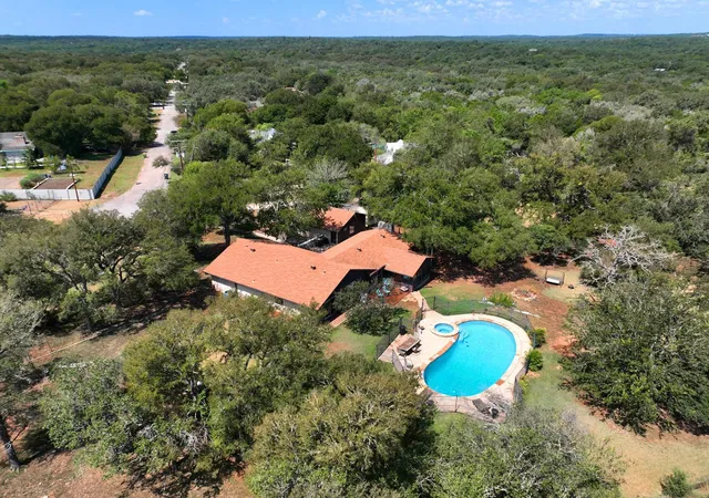 Photo 2 of Single family home for sale at 2300 Robin Rd, Manchaca, TX 78652 | MLS# 1345137 | Listing updated on 2026-10-08