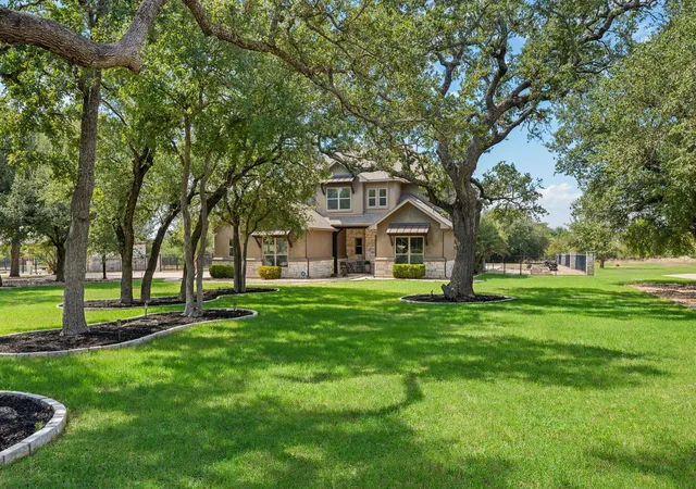 Photo 3 of Single family home for sale at 313 Escondido Dr, Georgetown, TX 78633 | MLS# 5017275 | Listing updated on 2026-10-04