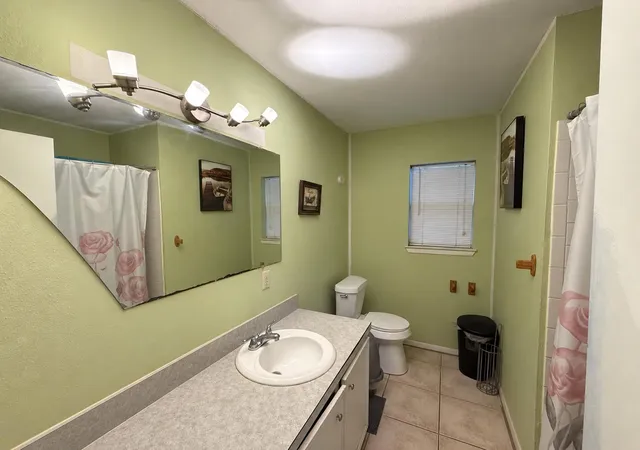 Photo 12 of Single family home for sale at 1210 Delano St, Austin, TX 78721 | MLS# 7651148 | Listing updated on 2026-09-08