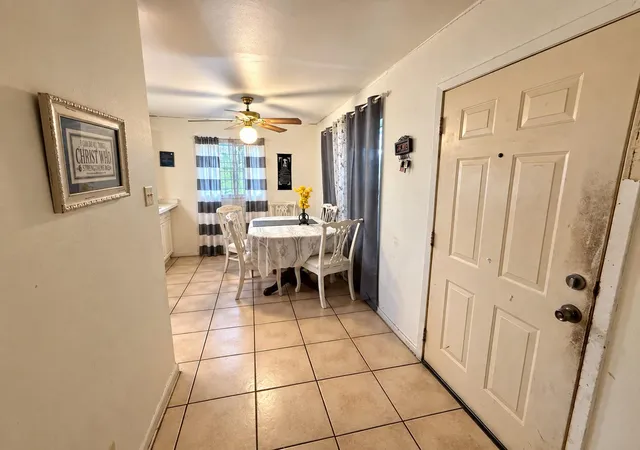Photo 3 of Single family home for sale at 1210 Delano St, Austin, TX 78721 | MLS# 7651148 | Listing updated on 2026-09-08