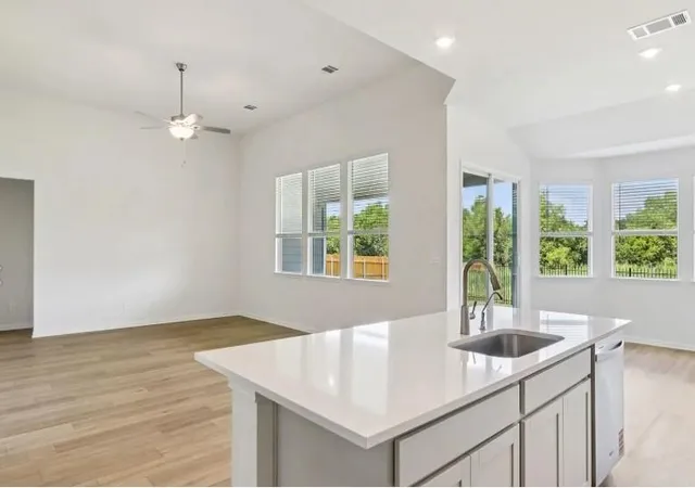 Photo 3 of Single family home for sale at 1005 Embarcadero Dr, Hutto, TX 78634 | MLS# 7681203 | Listing updated on 2026-10-08