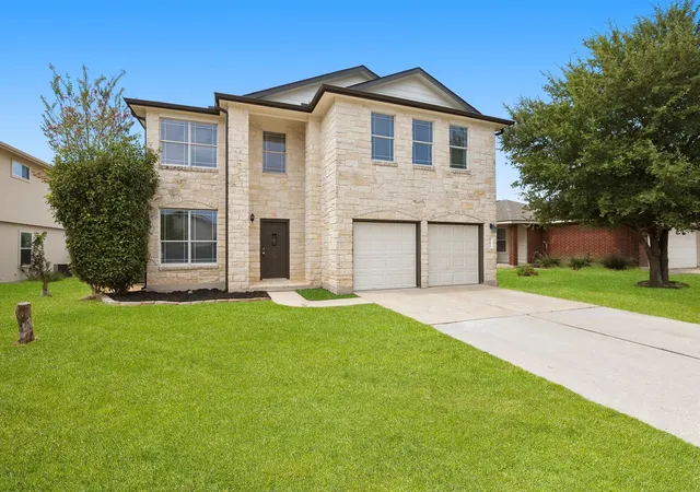 Photo 3 of Single family home for sale at 605 Decker Dr, Hutto, TX 78634 | MLS# 1305361 | Listing updated on 2026-09-08