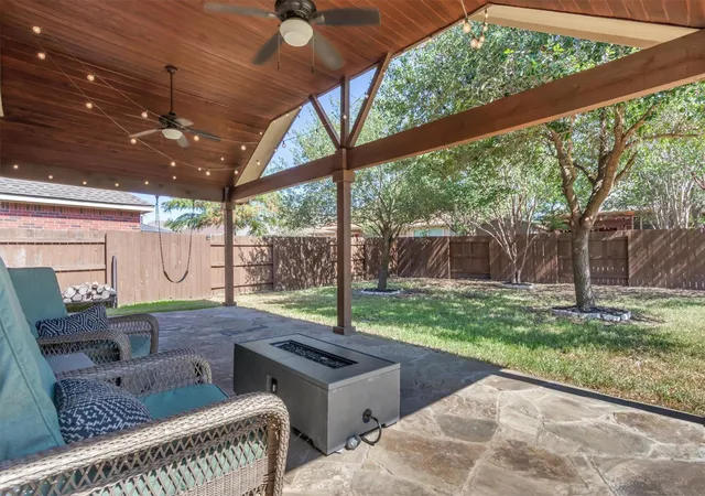 Photo 2 of Sale Pending at 13817 Glen Mark Dr, Manor, TX 78653 | MLS# 1683176 | Listing updated on 2026-10-05