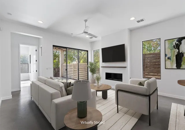 Condo for sale at 1107 Taulbee Ln #B, Austin, TX 78757 | MLS# 3207579
