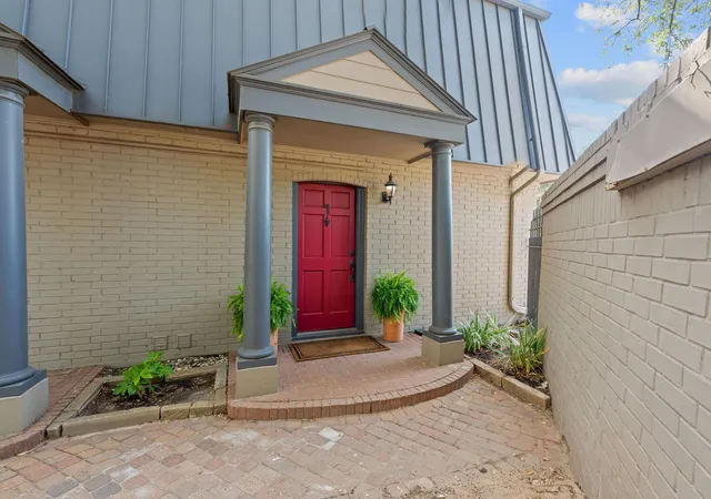 Condo for sale at 2500 Steck Ave #4, Austin, TX 78757 | MLS# 9057498