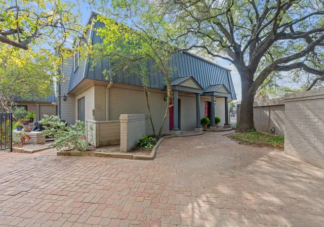 Photo 25 of Condo for sale at 2500 Steck Ave #4, Austin, TX 78757 | MLS# 9057498 | Listing updated on 2026-09-13