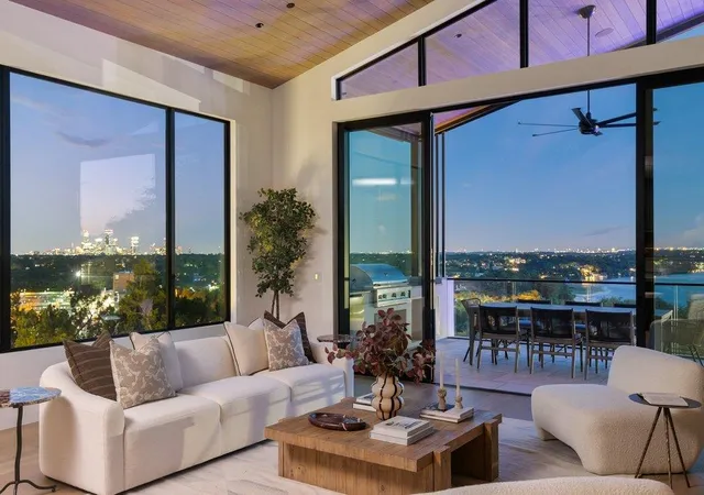 Photo 3 of Mansion for sale at 3501 Mount Bonnell Rd, Austin, TX 78731 | MLS# 6646394 | Listing updated on 2026-10-20