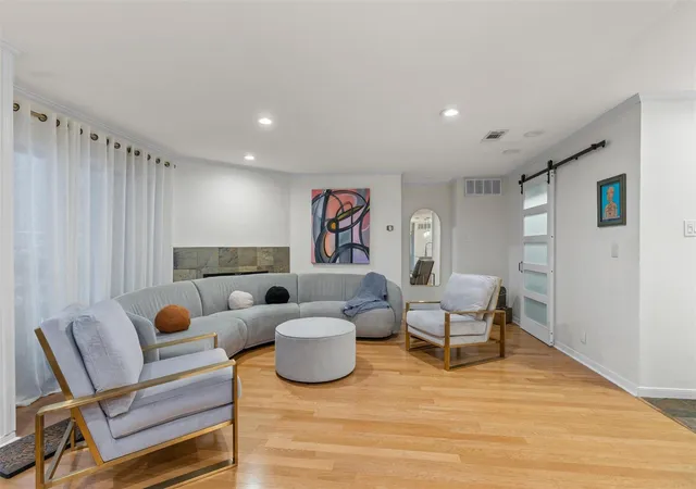 Photo 22 of Condo for sale at 8888 Tallwood Dr #1106, Austin, TX 78759 | MLS# 6151309 | Listing updated on 2026-09-13