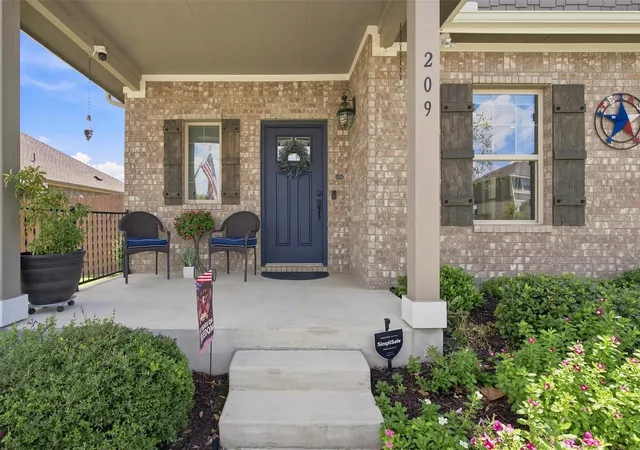 Photo 1 of Single family home for sale at 209 Arabian Colt Dr, Georgetown, TX 78626 | MLS# 9174216 | Listing updated on 2026-10-08