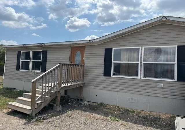 Photo 2 of Manufactured home for sale at 137 Oso St, Cedar Creek, TX 78612 | MLS# 7113183 | Listing updated on 2026-10-07