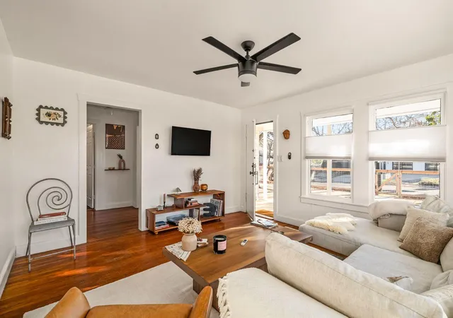 Photo 4 of Single family home for sale at 4600 Alf Ave, Austin, TX 78721 | MLS# 2555026 | Listing updated on 2026-09-12