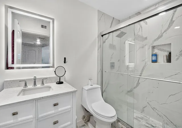 Photo 3 of Condo for sale at 2408 Longview St #109, Austin, TX 78705 | MLS# 2201190 | Listing updated on 2026-09-25