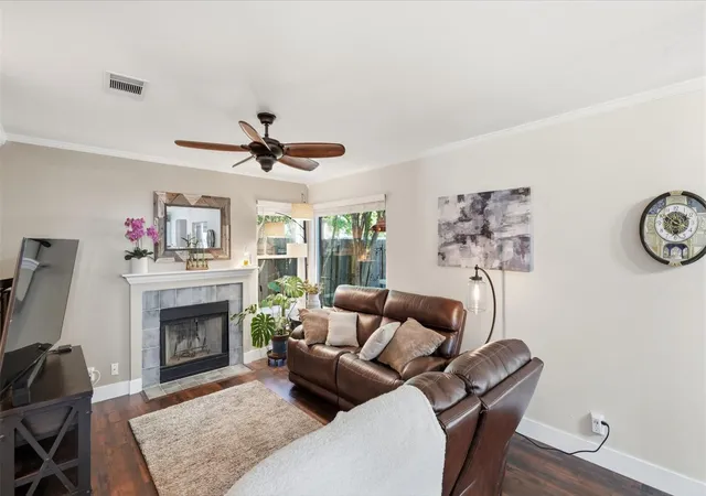 Photo 3 of Single family home for sale at 8116 Hawick Dr, Round Rock, TX 78681 | MLS# 3039326 | Listing updated on 2026-10-09