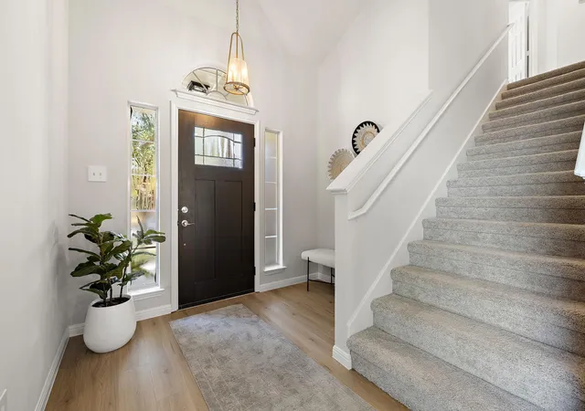 Photo 3 of Single family home for sale at 612 Fort Thomas Pl, Round Rock, TX 78664 | MLS# 2161303 | Listing updated on 2026-09-18