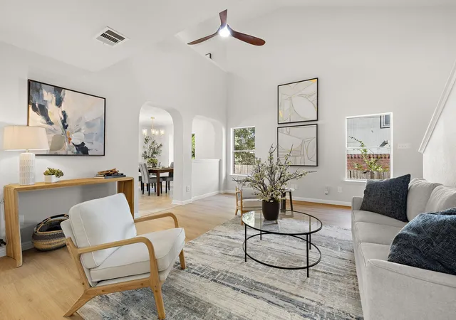Photo 3 of Single family home for sale at 612 Fort Thomas Pl, Round Rock, TX 78664 | MLS# 2161303 | Listing updated on 2026-09-18