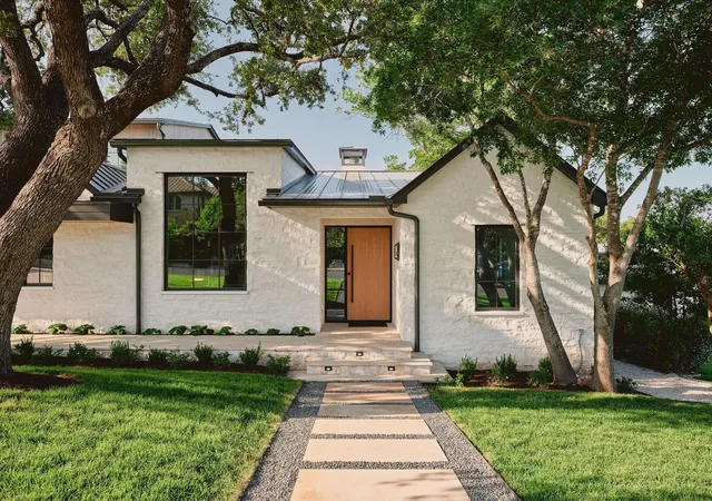 Photo 2 of Single family home for sale at 4514 Spanish Oak Trl, Austin, TX 78731 | MLS# 4656398 | Listing updated on 2026-10-07