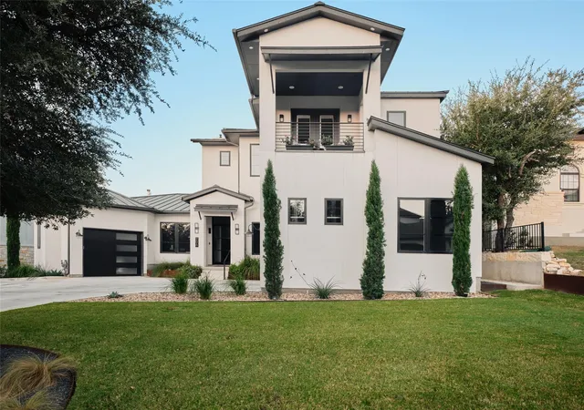 Photo 2 of Single family home for sale at 706 Crestone Strm Dr, Austin, TX 78738 | MLS# 5423517 | Listing updated on 2026-09-22