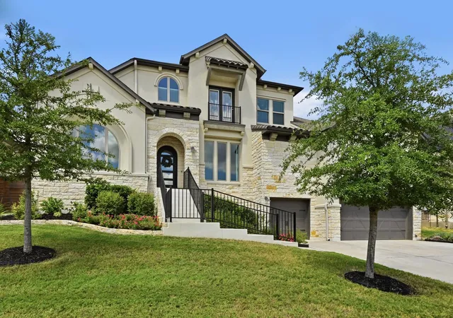 Single family home for sale at 7508 Colibri Dr, Austin, TX 78738 | MLS# 4712649