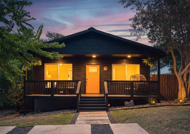 Photo 2 of Condo for sale at 2501 E 11th Street #1, Austin, TX 78702 | MLS# 4485286 | Listing updated on 2026-09-22