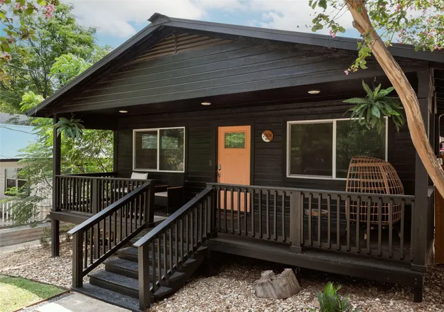 Photo 1 of Condo for sale at 2501 E 11th Street #1, Austin, TX 78702 | MLS# 4485286 | Listing updated on 2026-10-26