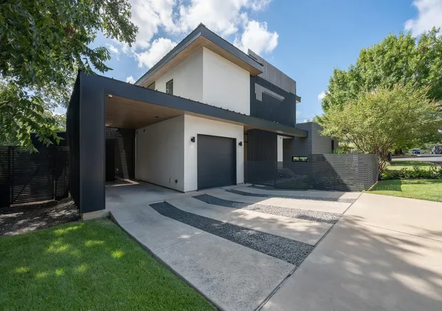 Photo 4 of Single family home for sale at 1107 Folts Ave, Austin, TX 78704 | MLS# 1470490 | Listing updated on 2026-09-16