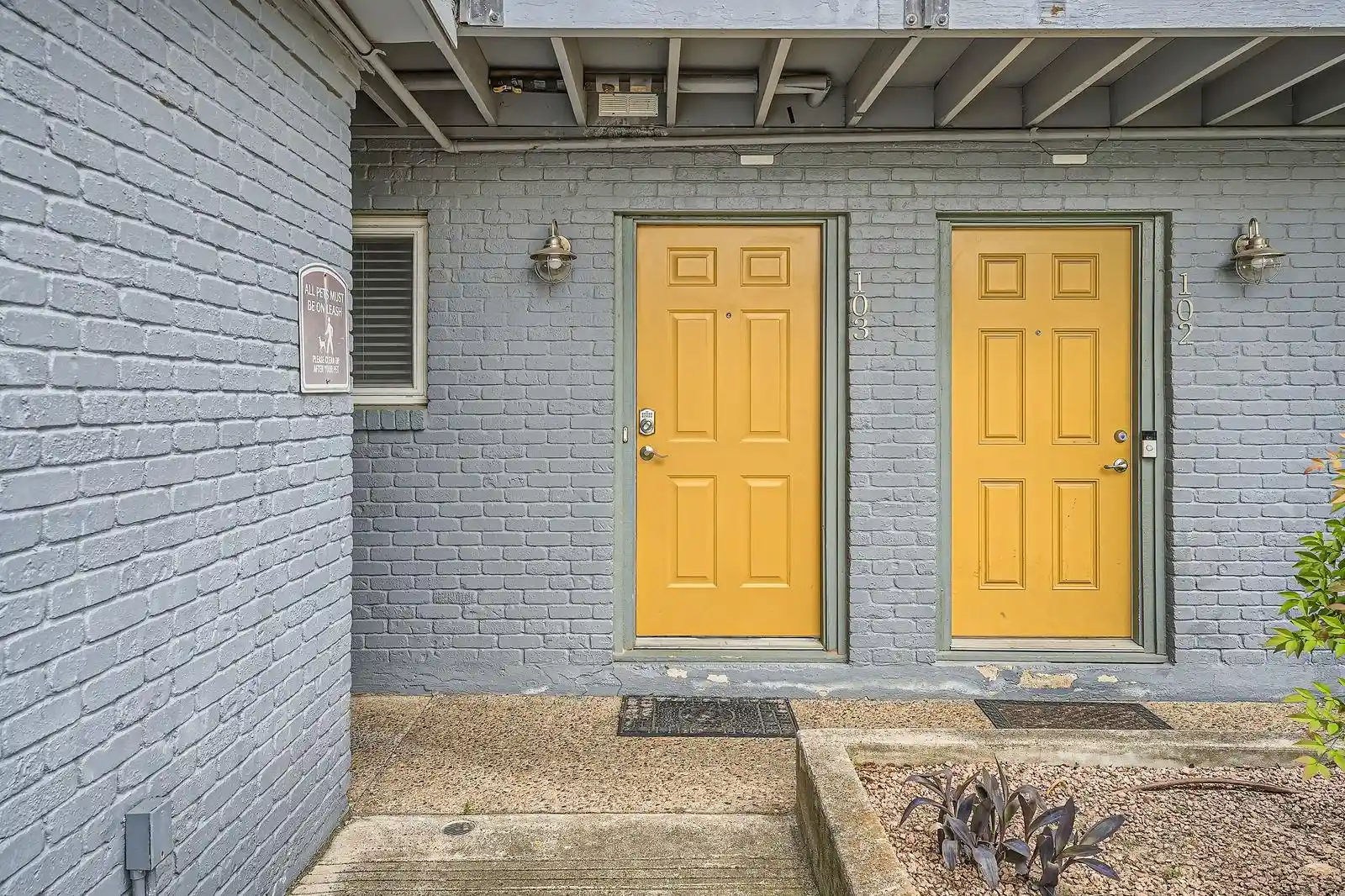Listing Photo 2 - Condo for sale in 3815 Guadalupe St located at 3815 Guadalupe St, Austin, TX 78751 - Unit #103