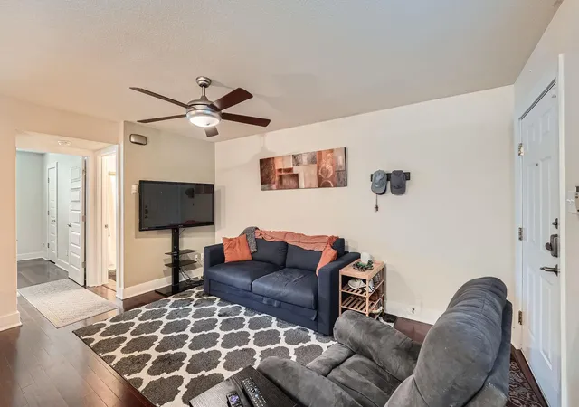 Listing Photo 4 - Condo for sale in building located at 3815 Guadalupe St, Austin, TX 78751 - Unit #103