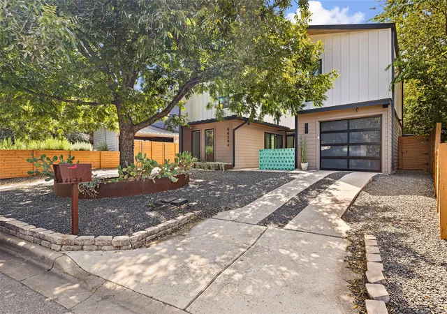 Photo 2 of Single family home for sale at 4418 Mount Vernon Dr #A, Austin, TX 78745 | MLS# 2399796 | Listing updated on 2026-10-03