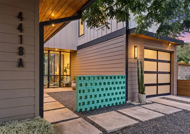 Photo 3 of Single family home for sale at 4418 Mount Vernon Dr #A, Austin, TX 78745 | MLS# 2399796 | Listing updated on 2026-10-03