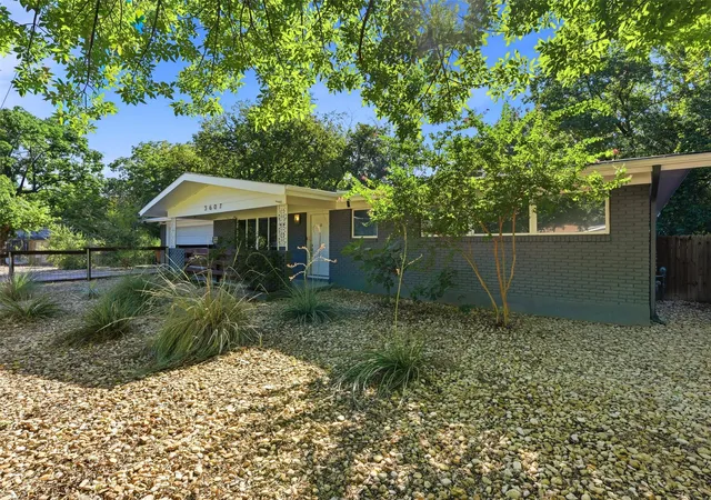 Photo 2 of Single family home for sale at 5607 Berkman Dr, Austin, TX 78723 | MLS# 7743360 | Listing updated on 2026-10-08