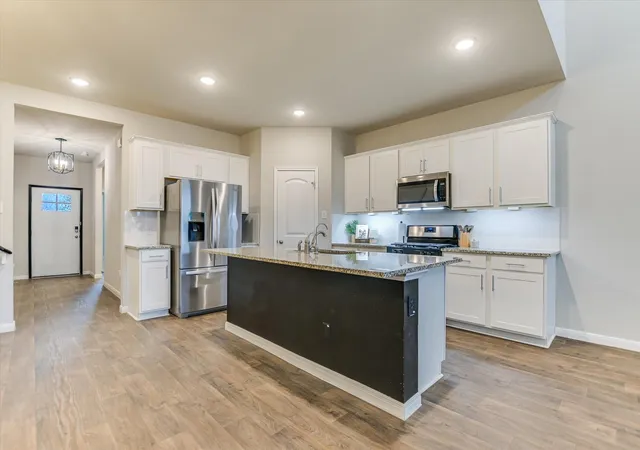 Photo 4 of Single family home for sale at 115 Callado Cir, San Marcos, TX 78666 | MLS# 5965231 | Listing updated on 2026-10-15