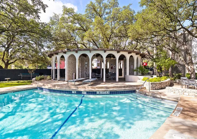 Photo 3 of Condo for sale at 1801 Lavaca St #15M, Austin, TX 78701 | MLS# 9277349 | Listing updated on 2026-09-14