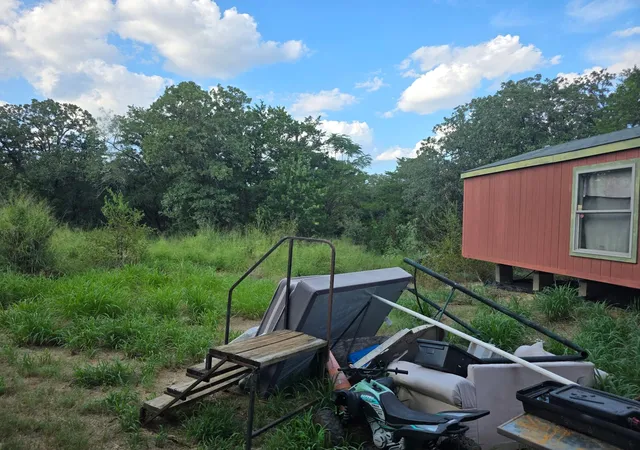 Photo 2 of Manufactured home for sale at 119 Turkey Run, Cedar Creek, TX 78612 | MLS# 8862651 | Listing updated on 2026-09-29