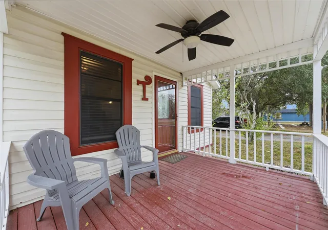 Photo 4 of Single family home for sale at 1904 Dreyer Ln, Gonzales, TX 78629 | MLS# 6577643 | Listing updated on 2026-09-30