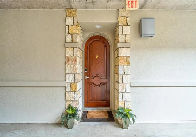 Photo 2 of Condo for sale at 1812 West Ave #404, Austin, TX 78701 | MLS# 3475933 | Listing updated on 2026-09-30