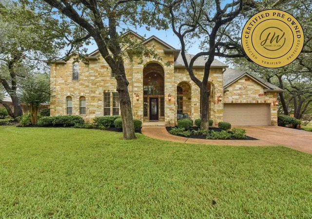 Single family home for sale at 11008 Sierra Ridge Ct, Austin, TX 78739 | MLS# 8113103