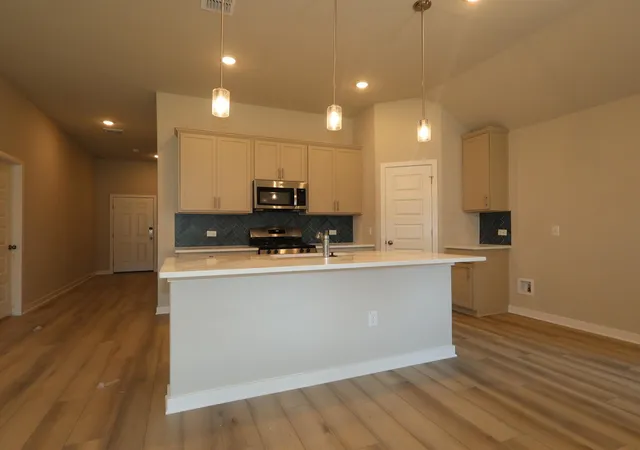 Photo 4 of Single family home for sale at 4513 Bridal Veil Dr, Austin, TX 78747 | MLS# 1628091 | Listing updated on 2026-10-06
