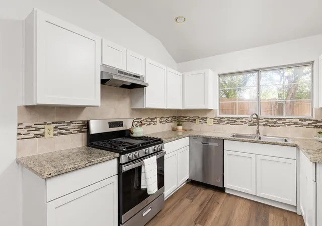 Photo 4 of Single family home for sale at 8001 Willet Trl, Austin, TX 78745 | MLS# 3062974 | Listing updated on 2026-10-25