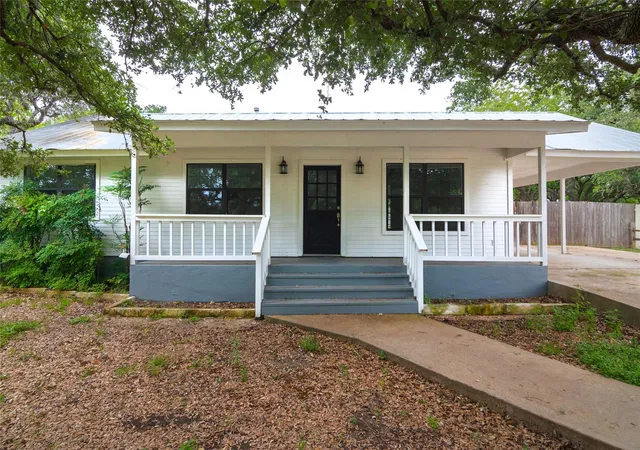 Single family home for sale at 1400 Lazy Crk Ln, Blanco, TX 78606 | MLS# 7837875