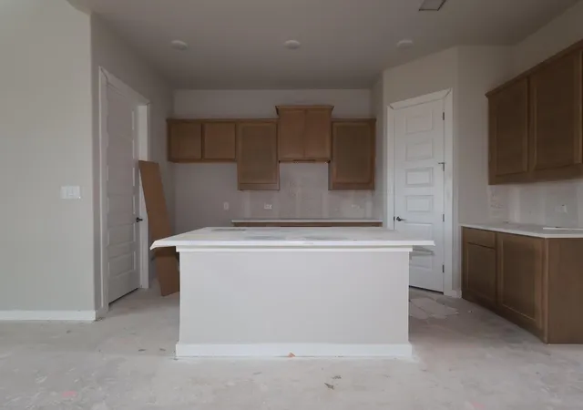 Photo 4 of Single family home for sale at 280 Bishop Wood Rd, Dripping Springs, TX 78620 | MLS# 3658023 | Listing updated on 2026-10-06