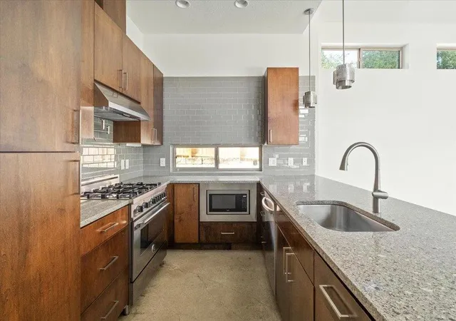 Single family home for sale at 2501 E 9th Street, Austin, TX 78702 | MLS# 5573935